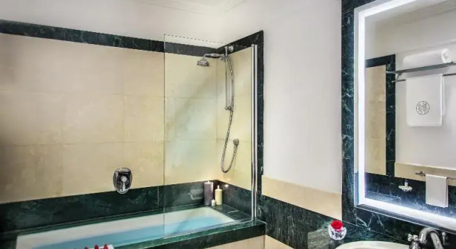 Двухместный номер Deluxe с видом на море Grand Hotel Santa Lucia