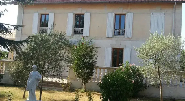 Domaine Les Bles, Rezervasyon Mini-otel Cadarache mini oteller, Mini-otel