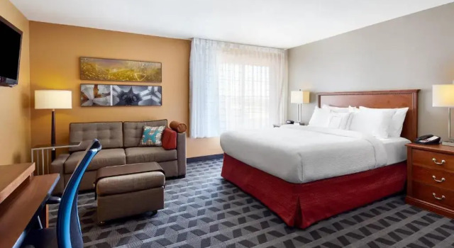 Двухместный люкс TownePlace Suites by Marriott Midland