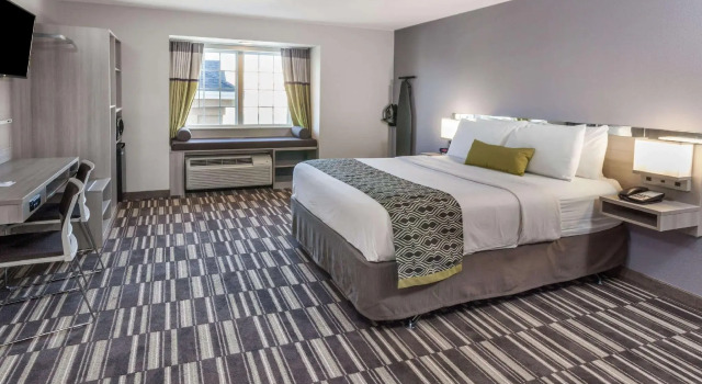 Двухместный номер Standard Microtel Inn & Suites by Wyndham West Fargo Near Medical Center