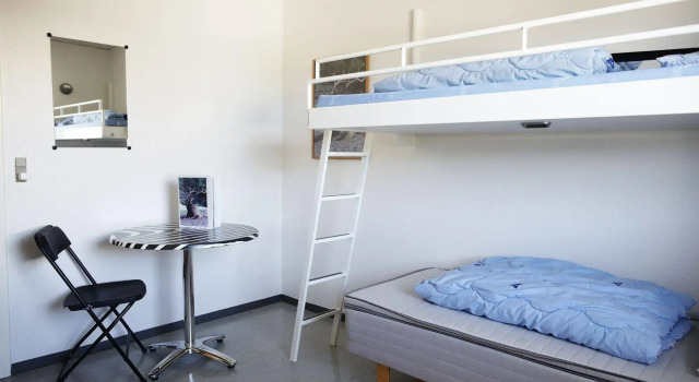 Givskud Zoo Hostel, Book Hostel Givskud Syddanmark