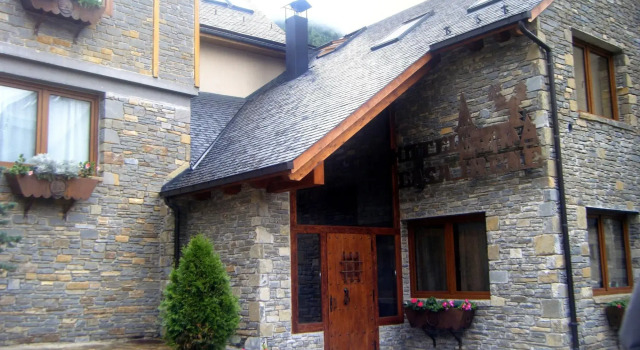 Hotel & Spa Casa Irene, Buchen Sie Resort SPA-Hotels in Naut Aran, SPA