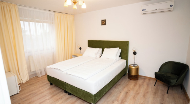 Люкс Hotel Royal Plaza