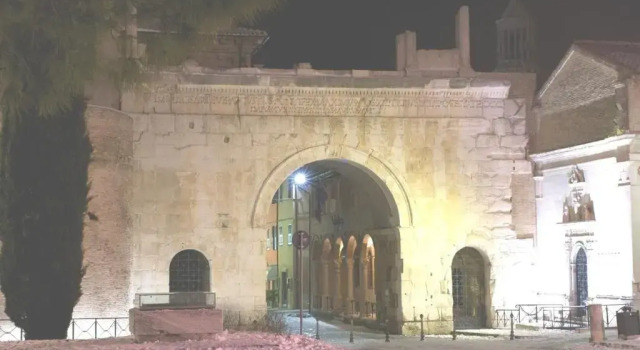 Ferienhaus Ca Piero mit Pool 13 bis 16 Personen, Rezervovat Hotel Urbino 