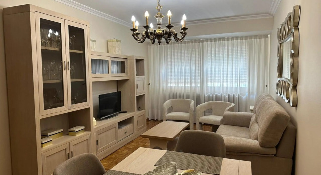 nice apartment Don Santiago, Забронировать Апартаменты/квартира Отели Сантьяго-де-Компостелы с парковкой, рядом с Estatua de Afonso II, Парковка
