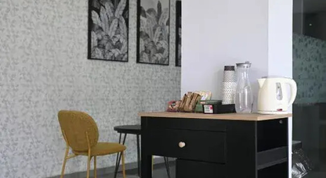 Orens Inn, Book Hotel Hotels in Sulawesi with Parking, Parking