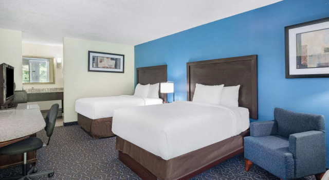 Days Inn and Suites by Wyndham Oxford, Забронировать Отель Оксфорд Северная Каролина