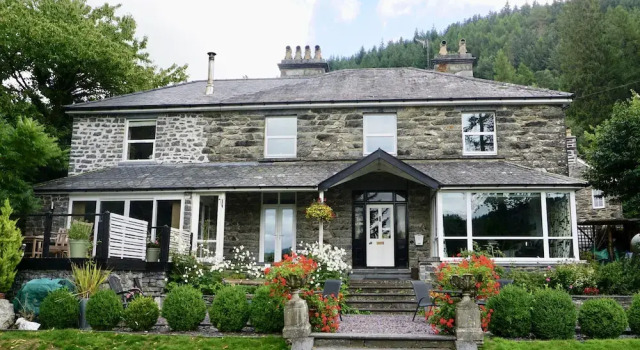 Tyn Y Fron 6 bedroom house in Betws-y-Coed Snowdonia, Prenota Bed & breakfast Betws-Y-Coed 
