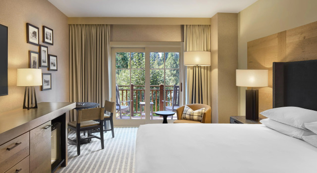 Двухместный номер с балконом Hyatt Regency Lake Tahoe Resort, Spa & Casino