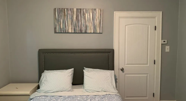 Номер Standard 3 Bedroom House in Pontiac near Auburn Hill, Palace DTE Energy