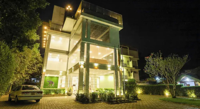 Hotel Ganthera Kandy, Забронировать Отель Отели Канди с парковкой, рядом с Kandy Central Hospital, Парковка