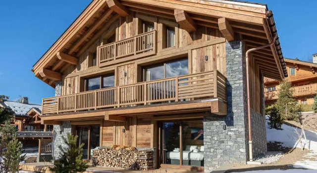 Chalet familial moderne près des pistes avec parking - FR-1-566-43, Забронировать Шале Виллы Овернь-Рона-Альпы, Вилла