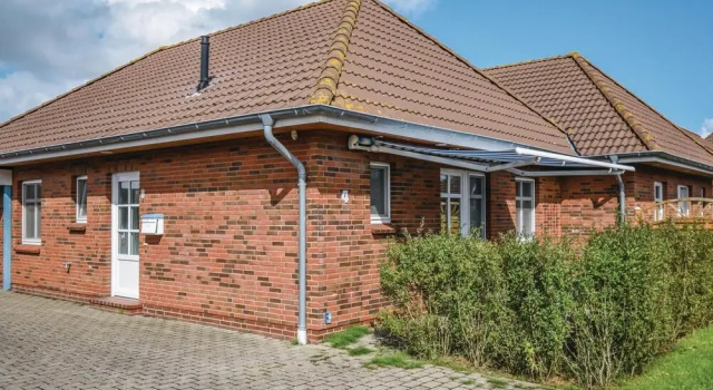Beautiful Home in Dagebüll With 2 Bedrooms and Wifi
