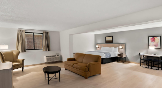 Doppel Suite Suburban Studios, Kearney