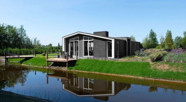 Chalet in Zeeland Near Forest Edge, Book Chalet Goes 