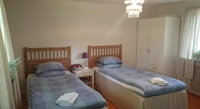Huset mitt i byn, Rezerwuj Hotel Lekeryd 