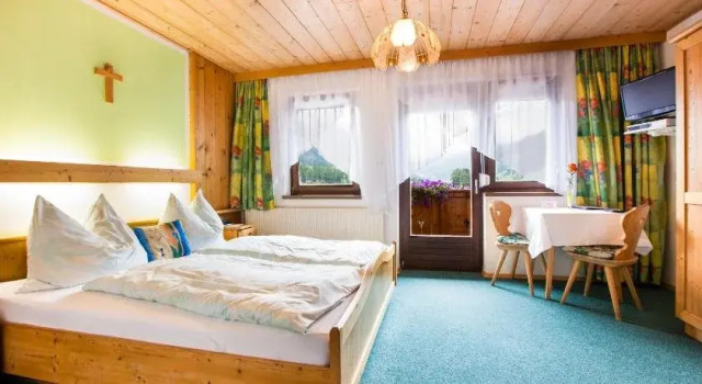 Pension Mariandl, Rezervovat Hotel Hotely v Tyrolsko se snídaní, Snídaně