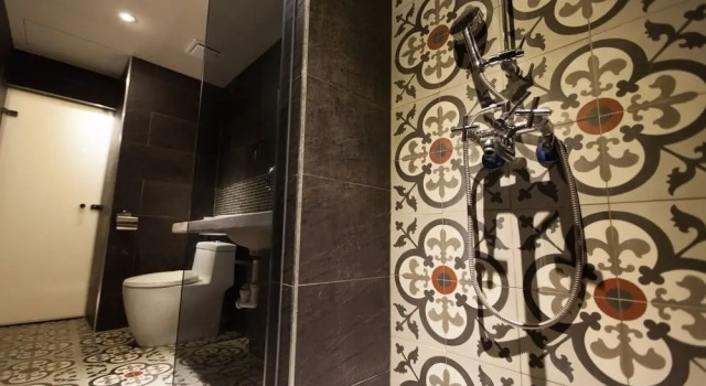 Четырёхместный номер Deluxe с балконом Chihpen Hotel Royal Kingdom