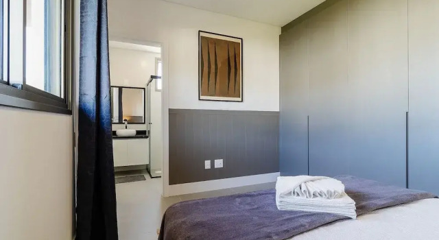 Stay in a Building With a Pool, Gym, and Leisure - SSL