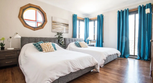 Апартаменты MTLVacationrentals-The MTLVR Kisses