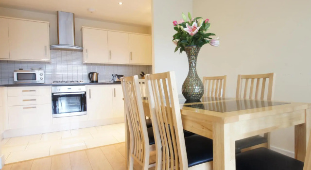 Апартаменты Lodge Drive Serviced Apartments