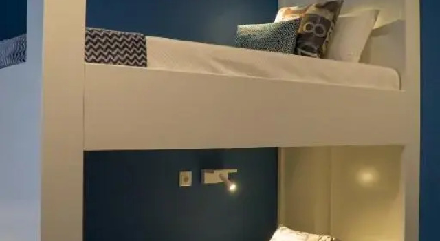 ZIGZAG HOSTEL, Buchen Sie Hostel Hostels in Terceira, Hostel