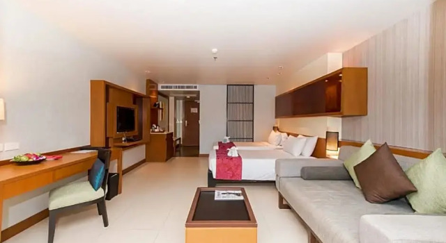 Номер Deluxe Connecting ASHLEE Hub Hotel Patong
