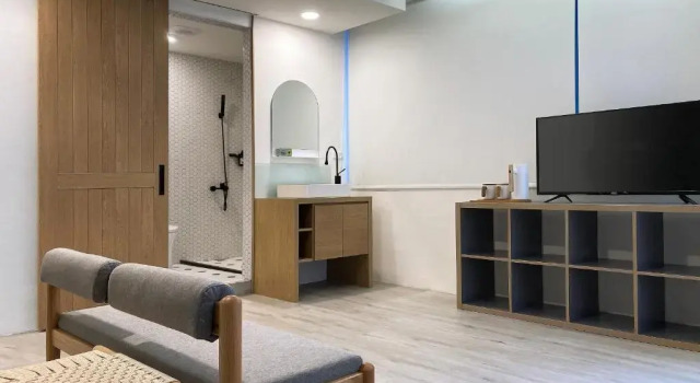 Little Inn by LAGOM, Забронировать Отель Отели Гаосюн 3 звезды, рядом с Fisherman's Wharf &amp; Banana Pier, 3*