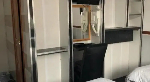 Трёхместный семейный номер Standard OYO The Bentleys Hotel