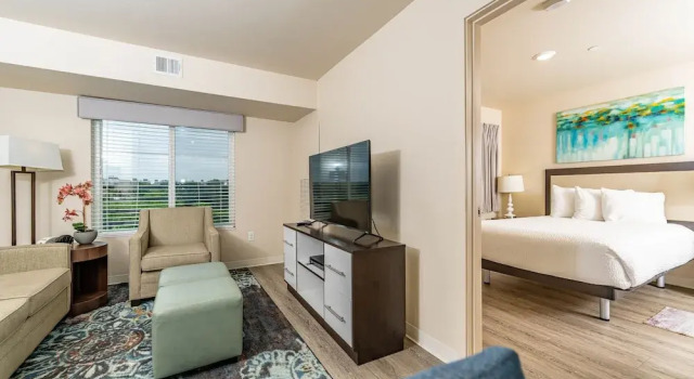 Люкс Soka Suites Dallas - Las Colinas