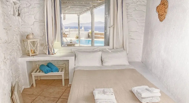 Mykonos Hippy Luxury