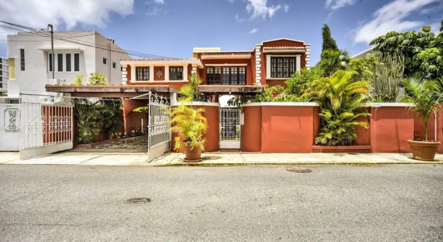 Luxurious San Juan Villa w/ Pool - Walk to Beach!
