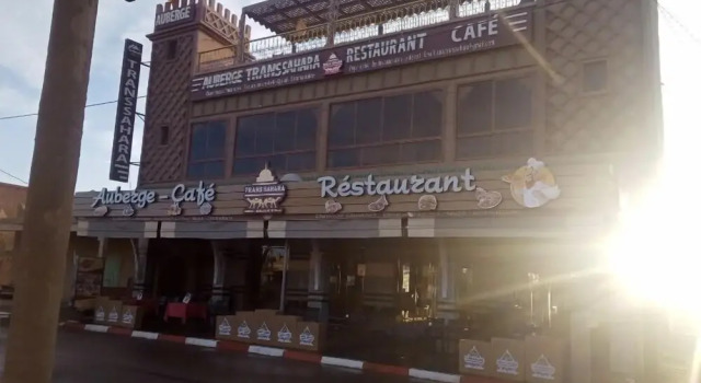 Trans Sahara, Rezervovat Hotel Hotely v Meknes-Tafilalet s parkováním, Parkování
