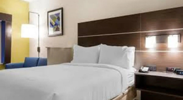 Двухместный люкс Holiday Inn Express McComb by IHG