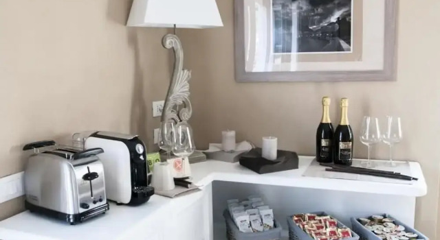 Zia Letizia Bed And Wine, Забронировать Отель Монтероссо-аль-Маре Чинкве-Терре