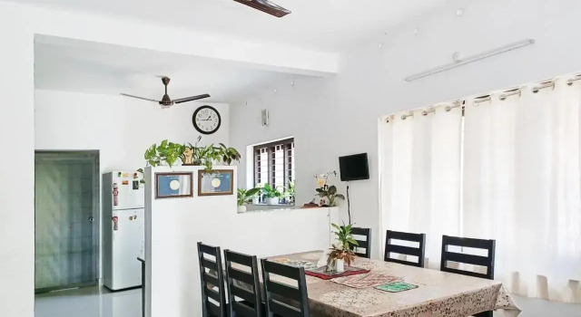 Alma Homestay, Book Hotel Hoteller i Cherthala med morgenmad, Morgenmad
