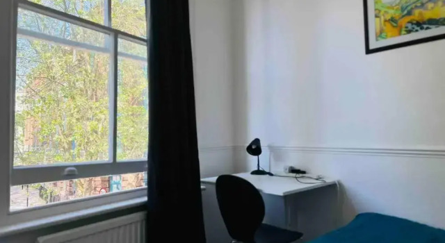 Private Rooms for 7 People With Bathroom