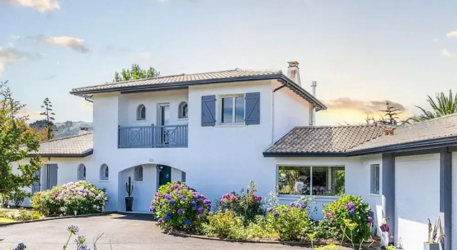 Maison Madalena With Pool Close to Ocean