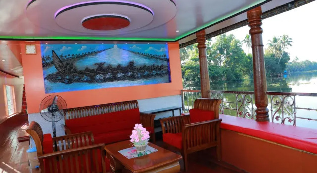 Sreekrishna Houseboat, Забронировать Отель Отели штата Кералы с парковкой, Парковка