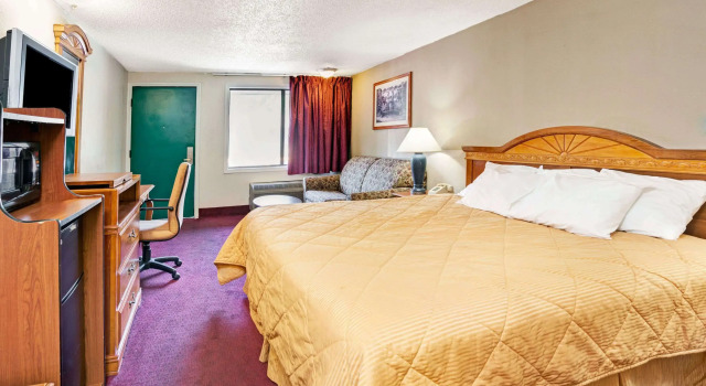 Двухместный номер Standard Knights Inn Detroit Area Sterling Heights