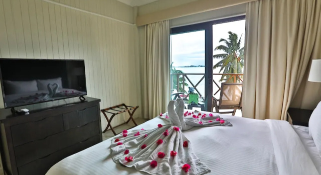 Двухместный полулюкс с балконом и рядом с пляжем Playa Tortuga Hotel Beach And Resort
