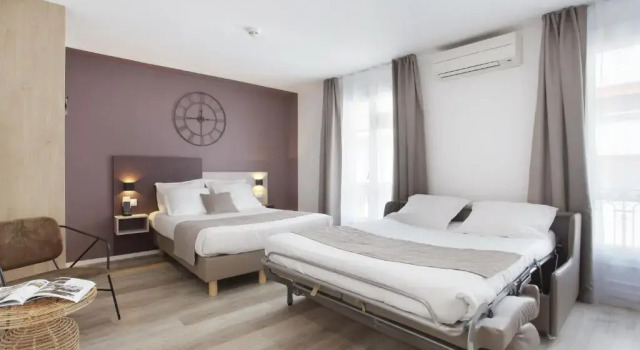 Четырёхместный номер Superior Hôtel Alcôve Nice