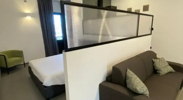 Archihouse Suites, Book Hotel Hoteller i Casoria med parkering, Parkering