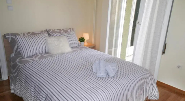 Charming Flat, 10' from Metro & 20' from Syntagma
