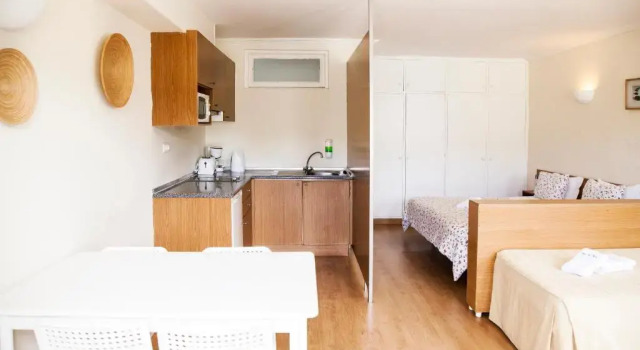 Студия с балконом и с видом на сад Sintra Sol - Apartamentos Turisticos