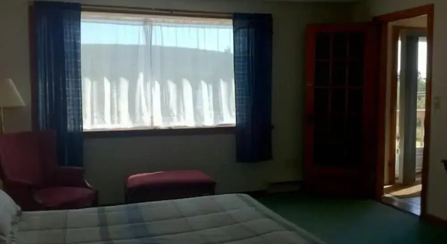 Crystal Springs Vacation House, Boek Hotel Hotels in Baddeck Bay met parkeren, Parkeren