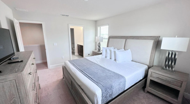 Balmoral Resort-211mcv 6 Bedroom Home by RedAwning