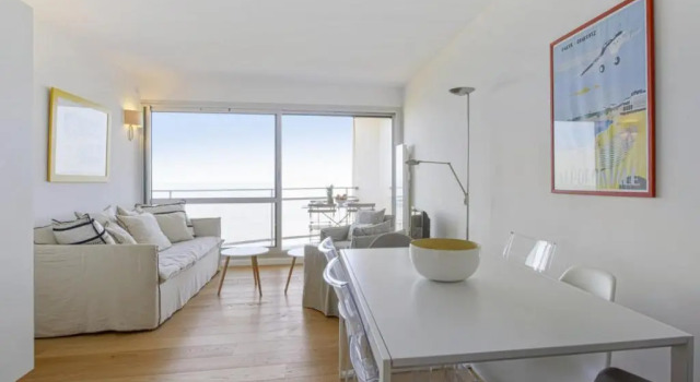 Bright T2 with balcony and sea view in Biarritz