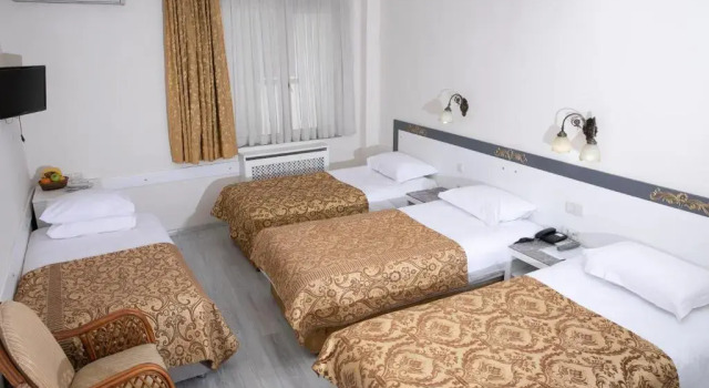 Трёхместный номер Economy Hali Hotel