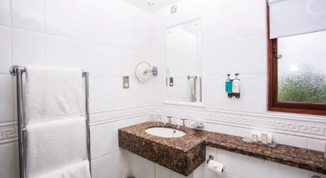 Семейный номер Standard The Moat House